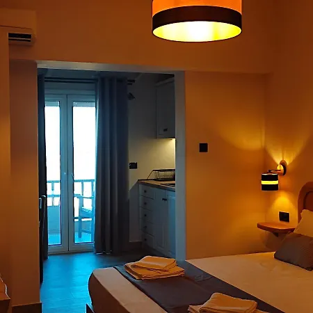 Pansion Nikos Apartment Patitiri  Exterior photo