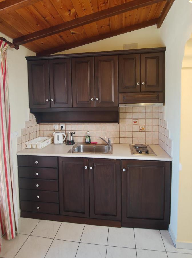 Apartment Pansion Nikos *