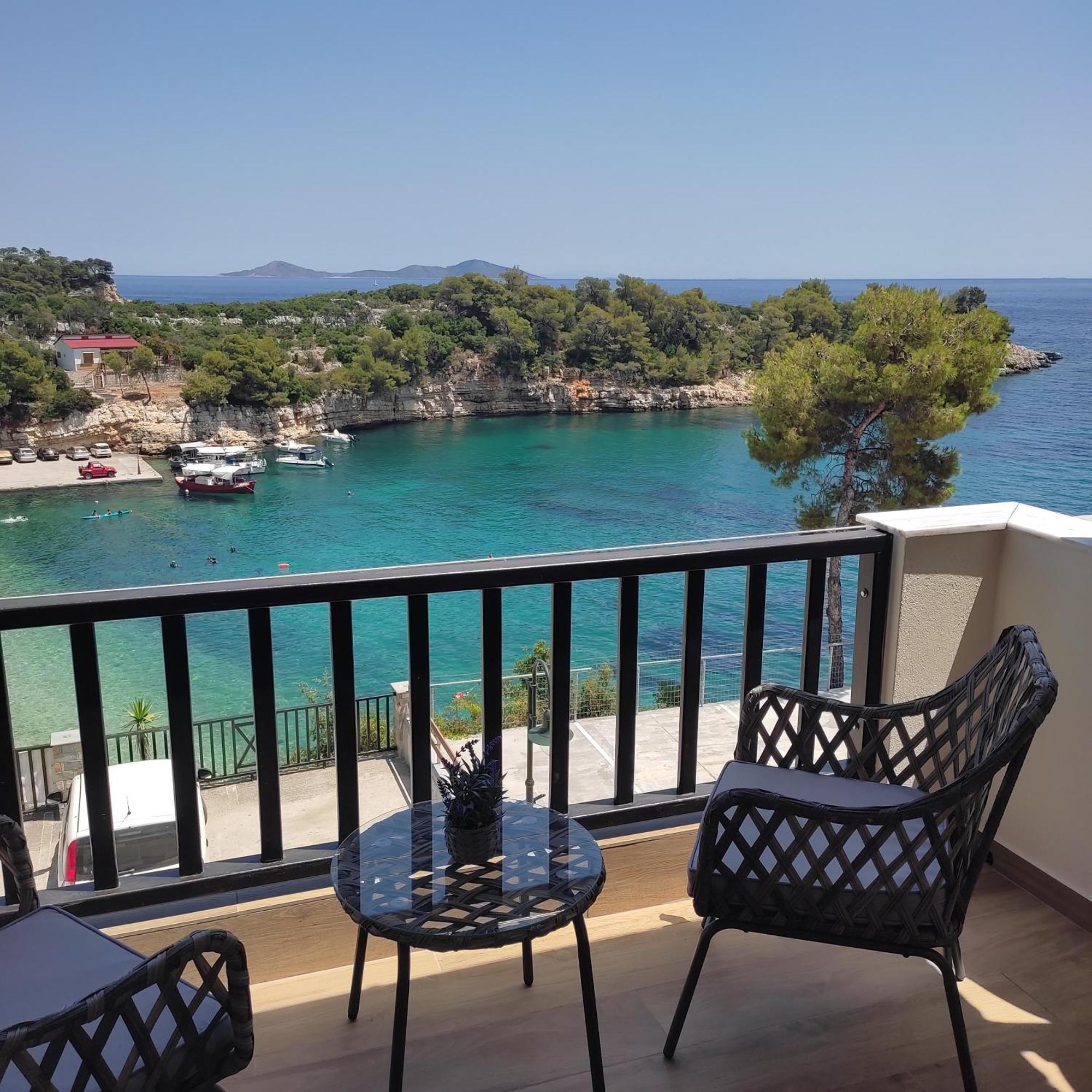 Pansion Nikos Patitírion