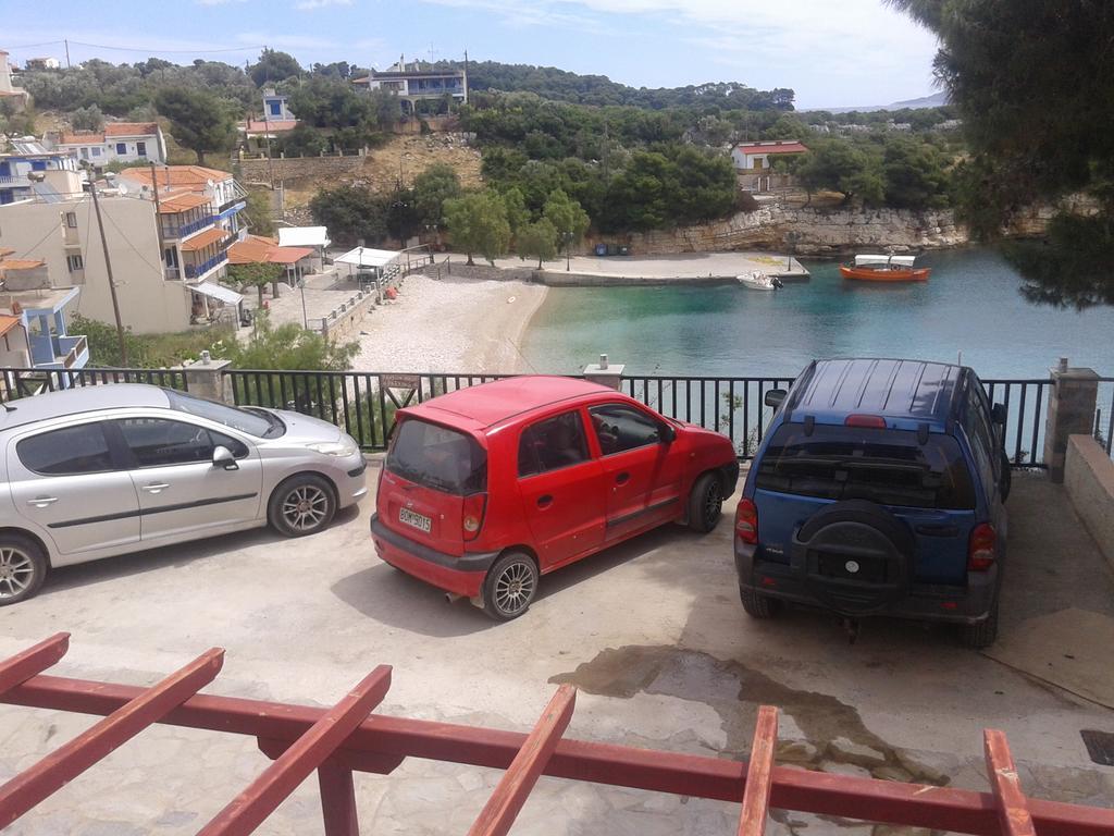 Pansion Nikos