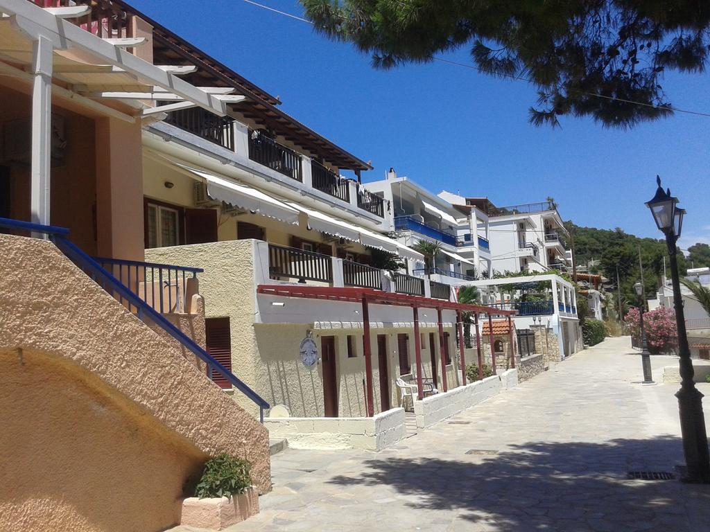 Pansion Nikos Patitírion